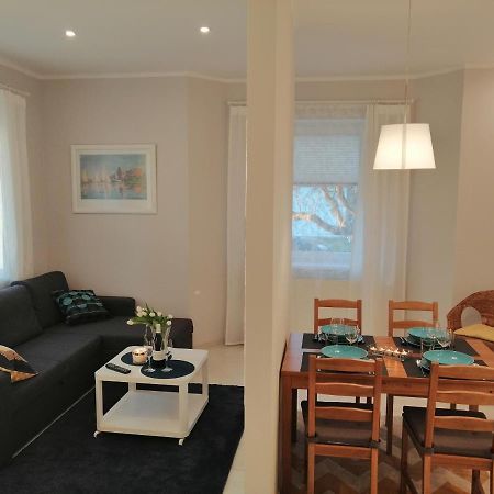 Cicha Przystan - Apartamenty Wyspa Solna Kolobřeh Exteriér fotografie